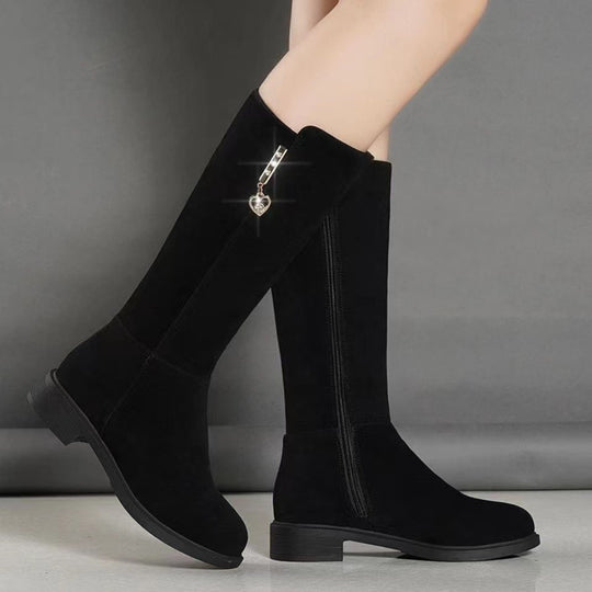 Damen Hochwertige Stiefel mit seitlichem Reißverschluss und modischem Detail EB