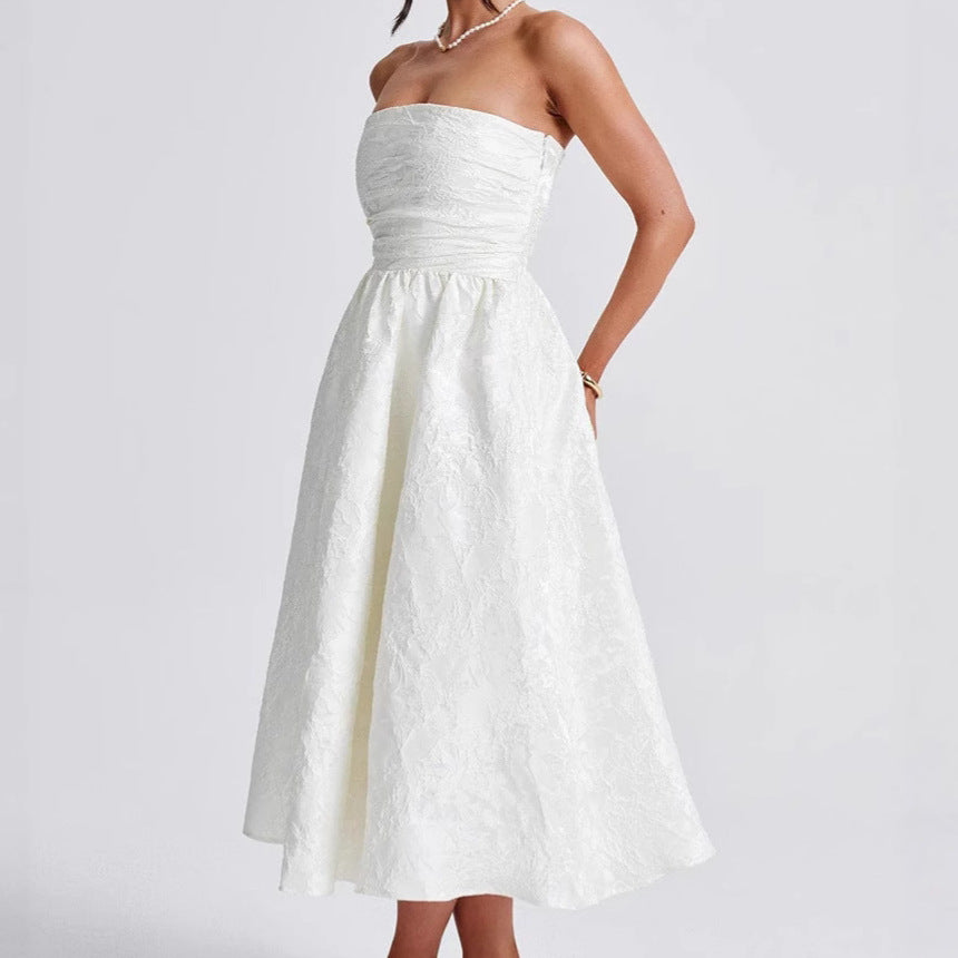 Damen Cocktailkleid mit schimmerndem Stoff und figurbetontem Oberteil EB