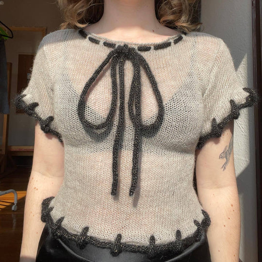 Damen modisches transparentes Strickoberteil mit dekorativen Profilschnüren EB