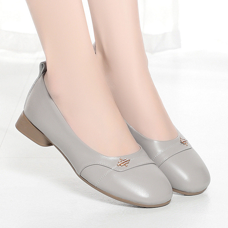 Damen Elegante Ballerinas mit modischem Schmuckdetail EB