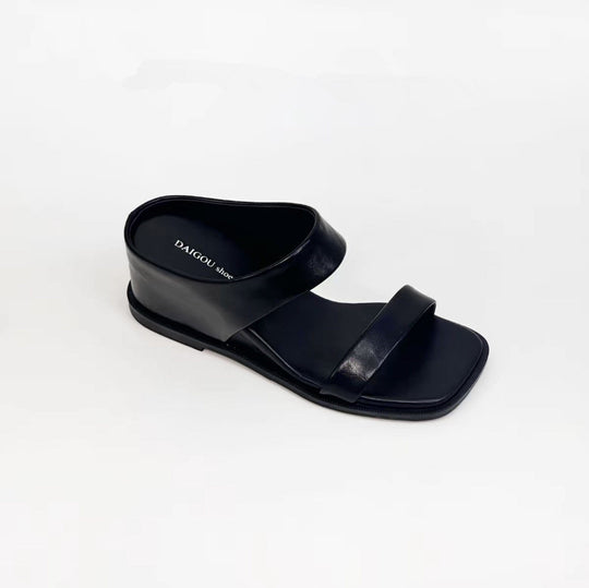 Damen Elegante Sandalen mit breitem Metallriemen und komfortablem Fußbett EB