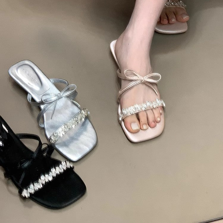 Damen elegante Sandalen mit funkelndem Schmuckdetail EB