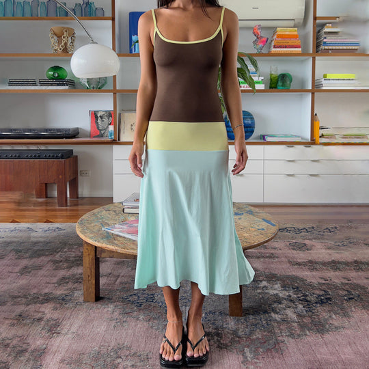 Damen Sommerliches Maxikleid mit bequemer Passform und modischem Farbblockdesign EB