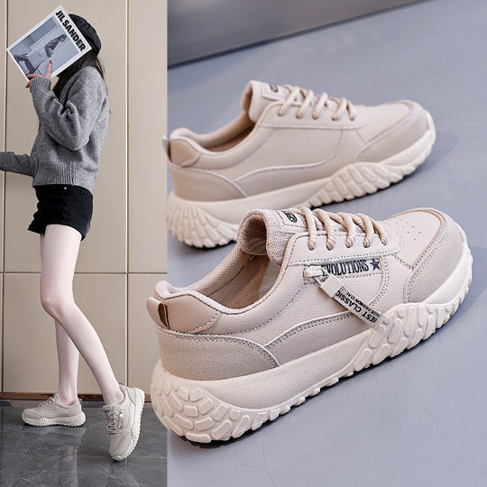 Damen Sportliche Sneakers mit robuster Profilsohle und atmungsaktiver Struktur EB
