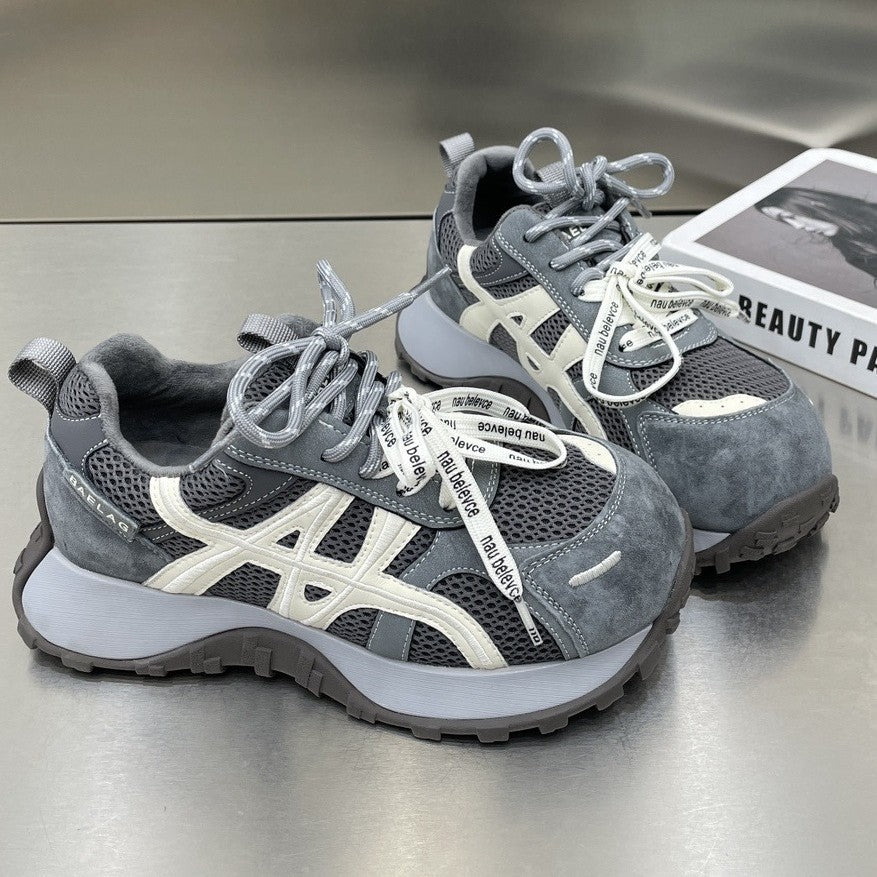 Damen Sportliche Sneakers mit atmungsaktivem Mesh und dämpfender Sohle EB