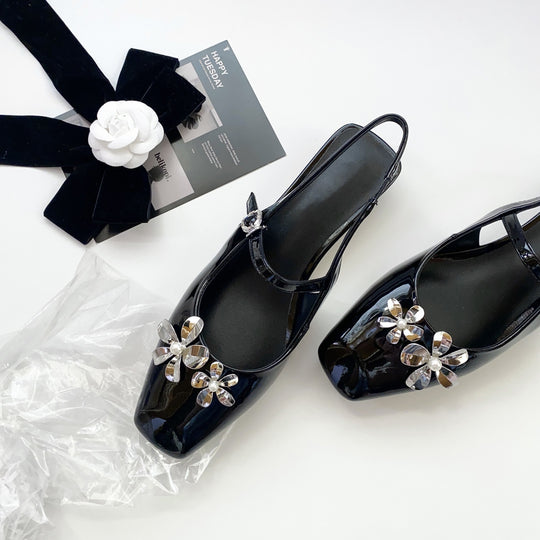 Damen Slingback-Pumps mit glamourösem Blumenschmuck und stilvollem Design EB