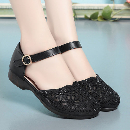 Damen Ballerinas mit funkelndem Strass und eleganter Riemchen-Detail EB