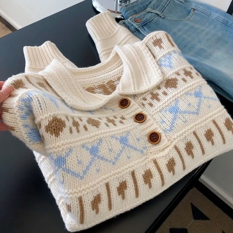 Damen Grobstrickpullover mit liebevollem Grafikumfang und romantischem Kragen EB