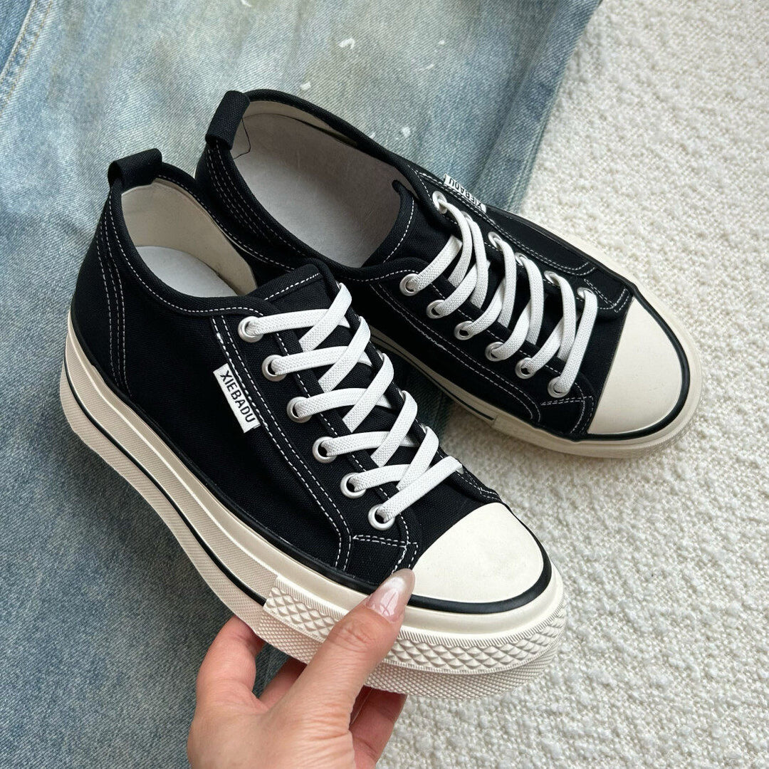 Damen Sportliche Sneakers mit nachhaltigem Canvas-Obermaterial EB