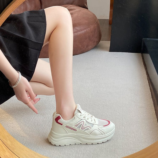 Damen Sportliche Sneakers mit atmungsaktiver Mesh-Oberfläche und komfortabler Dämpfung EB