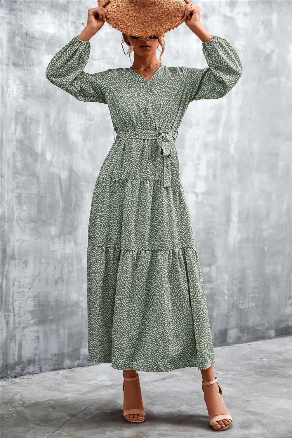 Damen Maxikleid mit tailliertem Design und langen Ärmeln EB