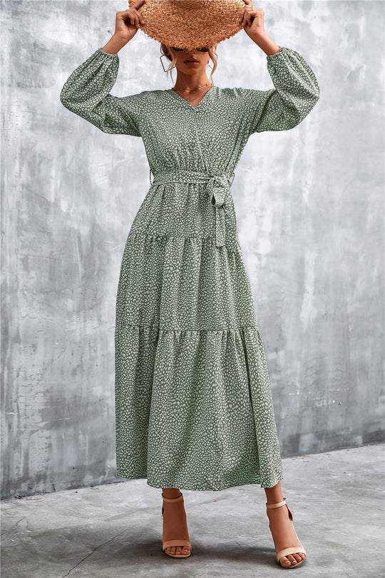 Damen Maxikleid mit tailliertem Design und langen Ärmeln EB