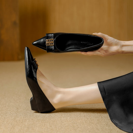 Damen spitze Ballerinas mit elegantem Schmuckdetail EB