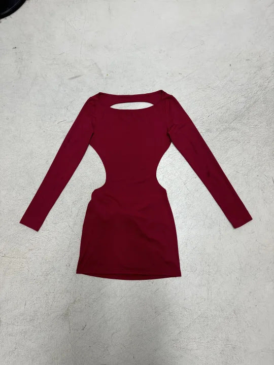 Damen nan figurbetontes Cut-Out-Minikleid mit taillierten Seiten und langen Ärmeln EB