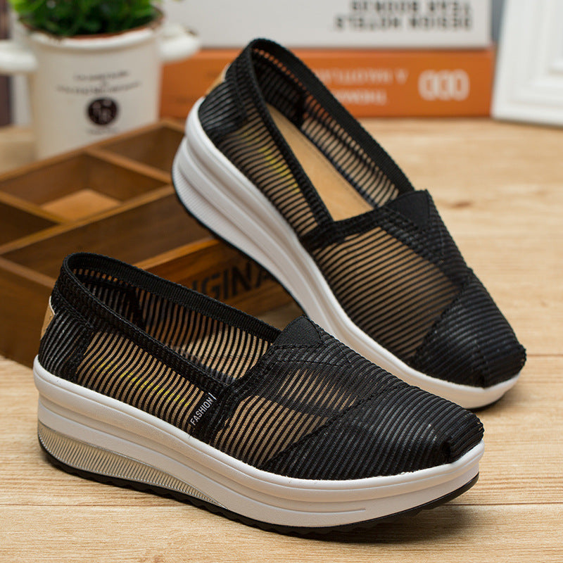Damen Komfortable Slip-On Sneakers mit atmungsaktiver Oberflächenstruktur EB