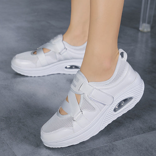 Damen Bequeme und luftige Sneakers mit verstellbarem Klettverschluss EB