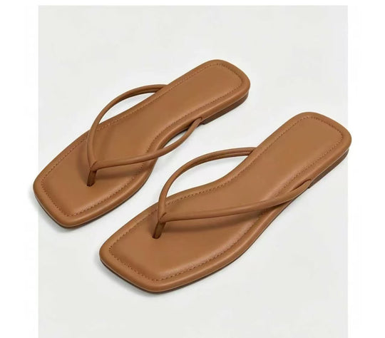 Damen Elegante und flache Zehentrenner mit minimalistischen Riemen EB