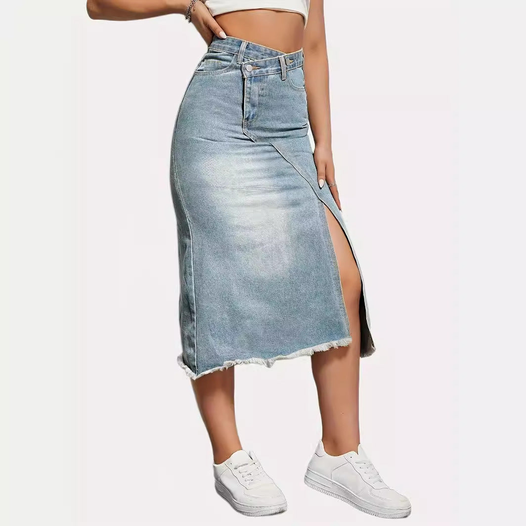 Damen Jeansrock mit seitlichem Schlitz und fransigem Saum EB