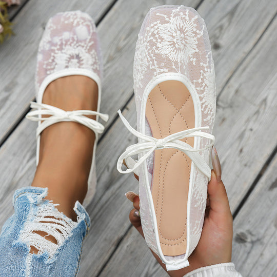 Damen elegante Spitzenschuhe mit floralem Gestaltung EB