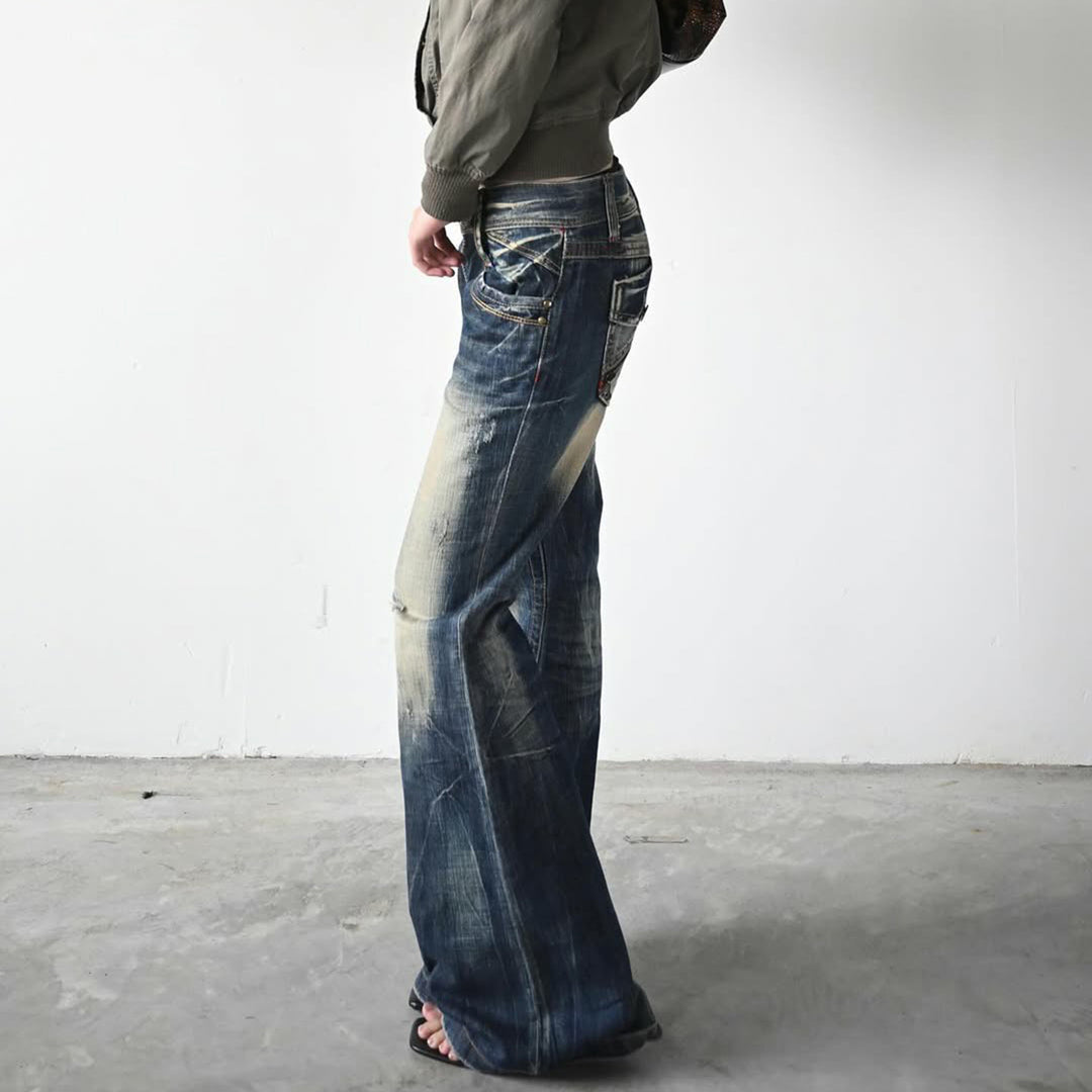 Damen Flared Jeans mit modischem Used-Look EB