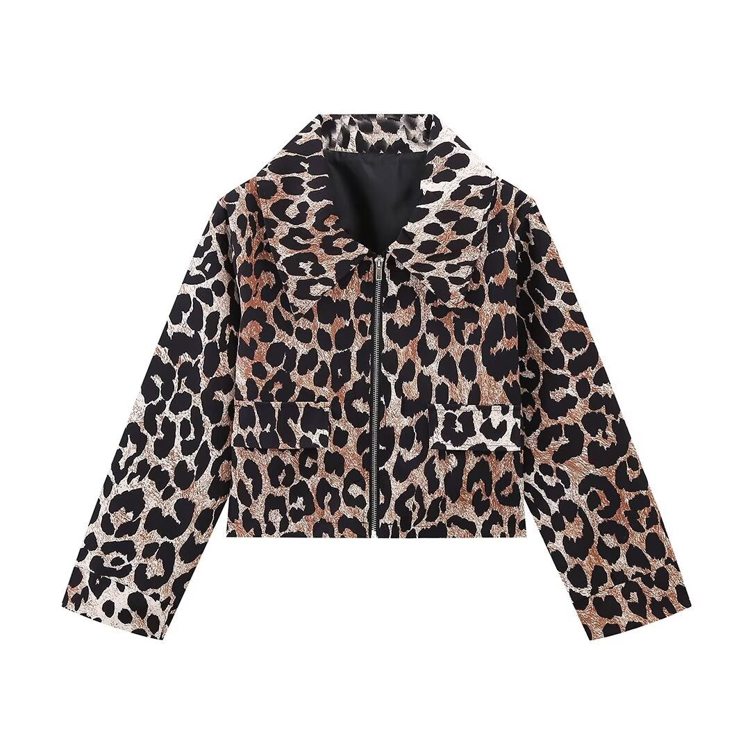 Damen cropped Jagdjacke mit Leopardenmuster und praktischen Taschen EB