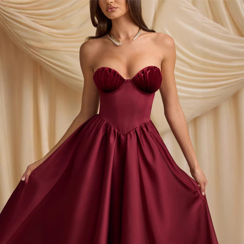 Damen trägerloses Cocktailkleid mit voluminösem Rock und elegantem Oberteil EB