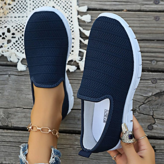 Damen Slip-On Sneakers mit atmungsaktiver Oberflächenstruktur und rutschfester Sohle EB