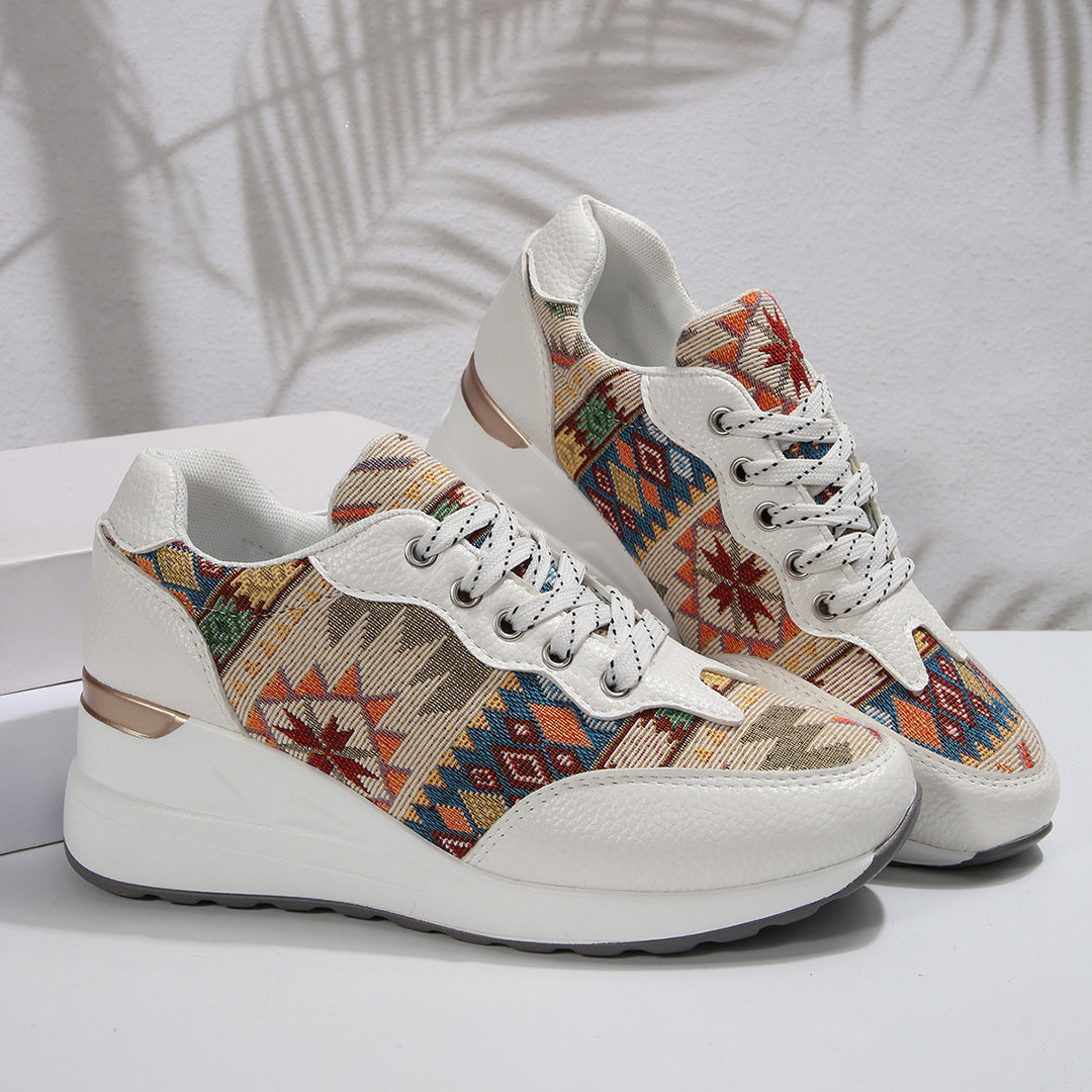 Damen Sportliche Sneakers mit kunstvoller Mustervariation und komfortabler Dämpfung EB