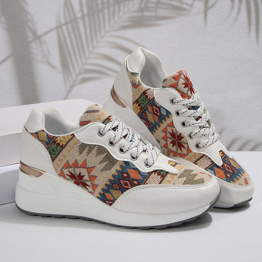 Damen Sportliche Sneakers mit kunstvoller Mustervariation und komfortabler Dämpfung EB