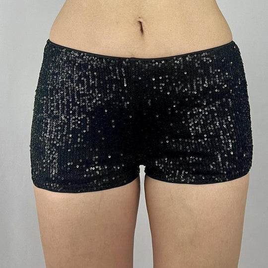 Damen figurbetonte Kunstleder-Shorts mit dekorativen Nieten und seitlichen Taschen EB