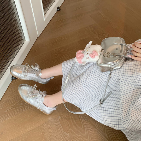 Damen Modische Sneakers aus metallischem Leder mit angesagtem Schleifenakzent EB