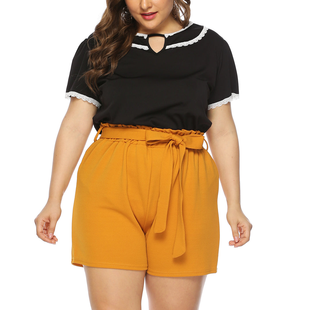Damen modisches Oberteil mit Rüschenärmel und eleganten Shorts EB