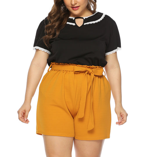 Damen modisches Oberteil mit Rüschenärmel und eleganten Shorts EB