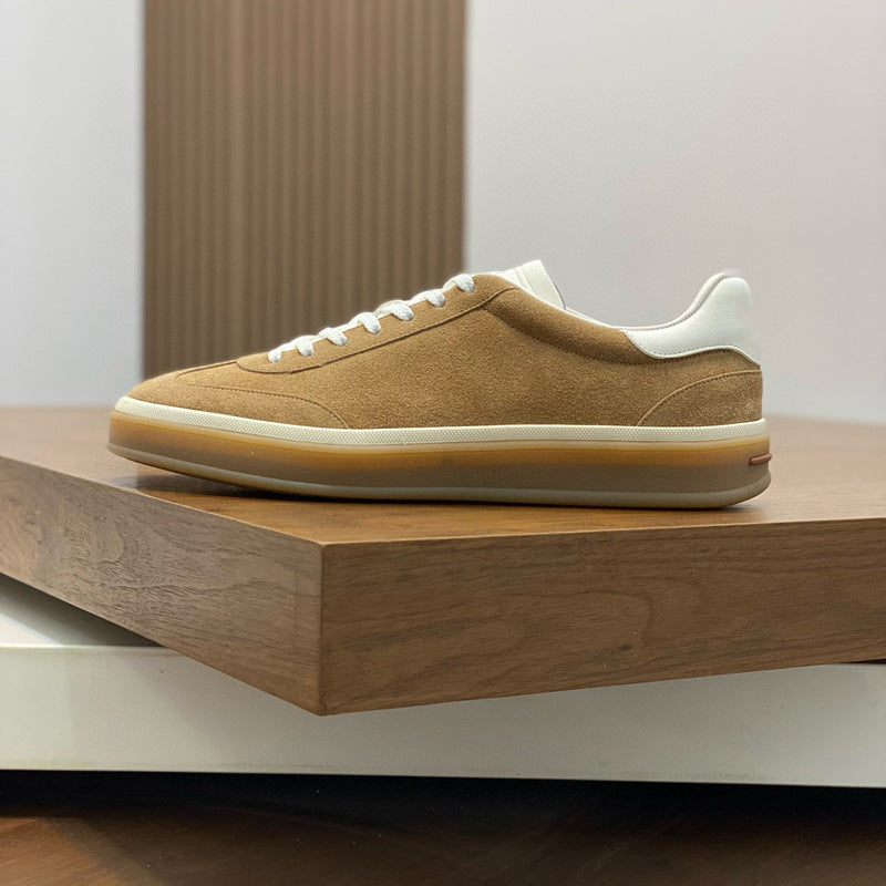 Damen Sneaker aus weichem Wildleder mit raffiniertem Schnürsystem EB