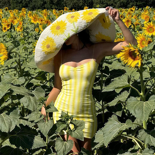 Damen Sommerkleid mit ärmellosem Design und raffinierten Falten EB