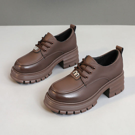 Damen Chunky Schuhe mit dämpfendem Absatz und modischen Akzenten EB