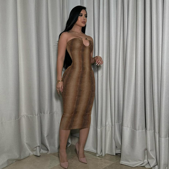 Damen Midikleid mit raffiniertem Schlangenprint und schulterfreiem Design EB