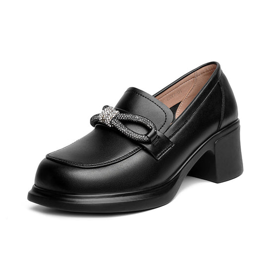 Damen Elegante Mokassins mit modischem Schmuckdetail und bequemem Absatz EB
