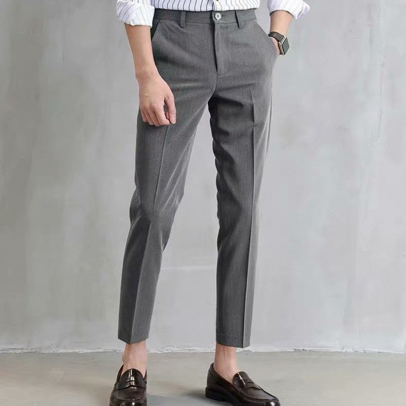 Herren klassische Chino-Hose mit eleganter Passform und subtilen Details EB
