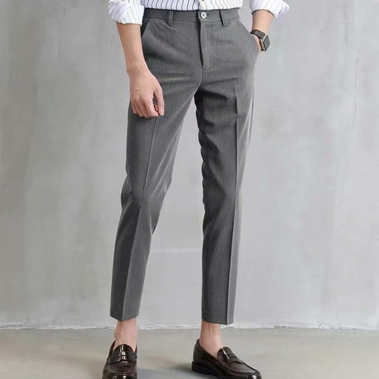 Herren klassische Chino-Hose mit eleganter Passform und subtilen Details EB