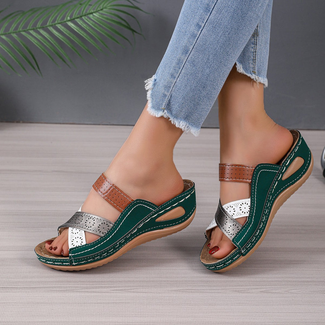 Damen Komfortable Clogs mit modischem Riemendesign EB