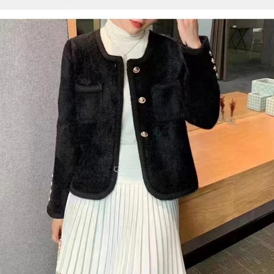 Damen Elegante Strickjacke mit goldenen Knöpfen und feiner Struktur EB
