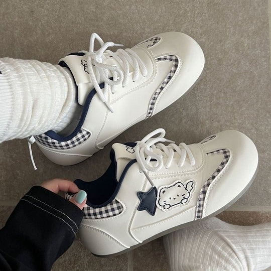 Damen Verspielte Sneakers mit kreativem Motiv und bequemer Polsterung EB