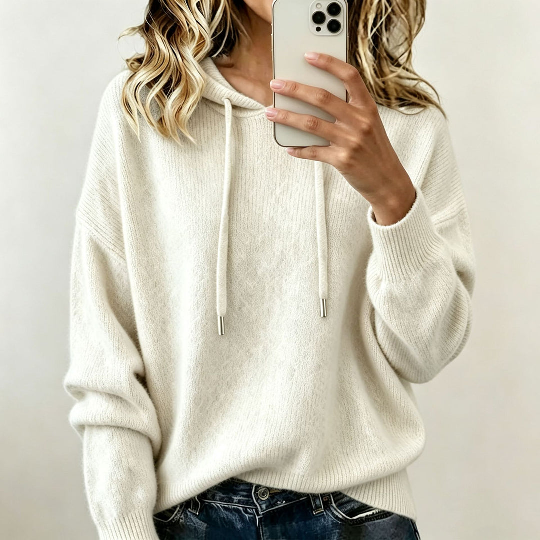 Damen Oversize Strickhoodie aus weichem Feinstrick mit Kordelzug EB