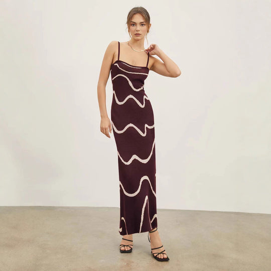 Damen Maxikleid mit modernem Wellenmuster und feinen Spaghettiträgern EB