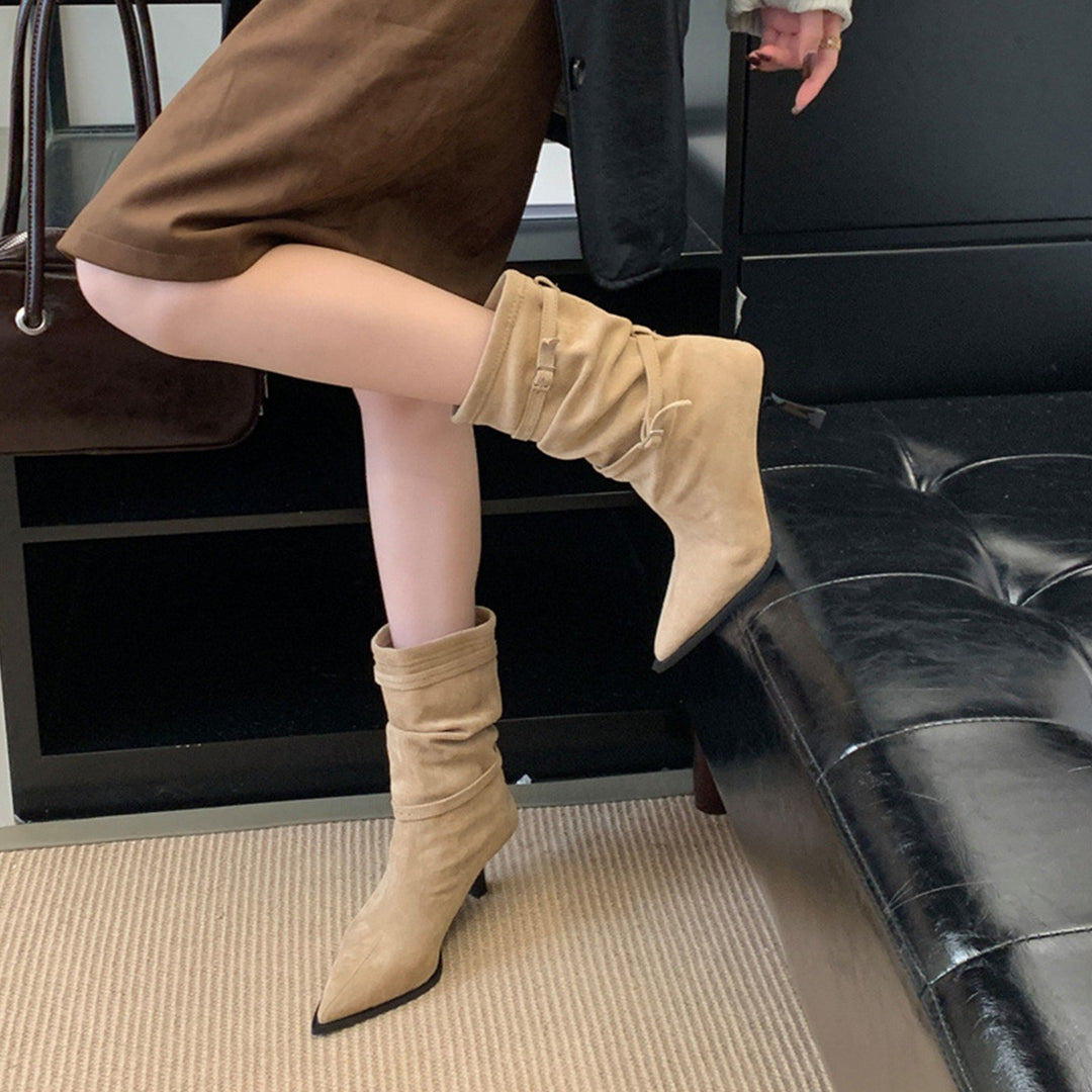 Damen elegante Stiefeletten aus süßem Wildleder mit schickem Falten-Design und kitten Absatz EB