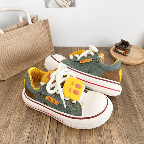 Damen Sportliche Sneaker mit buntem Denim-Obermaterial und praktischen Schnürdetails EB