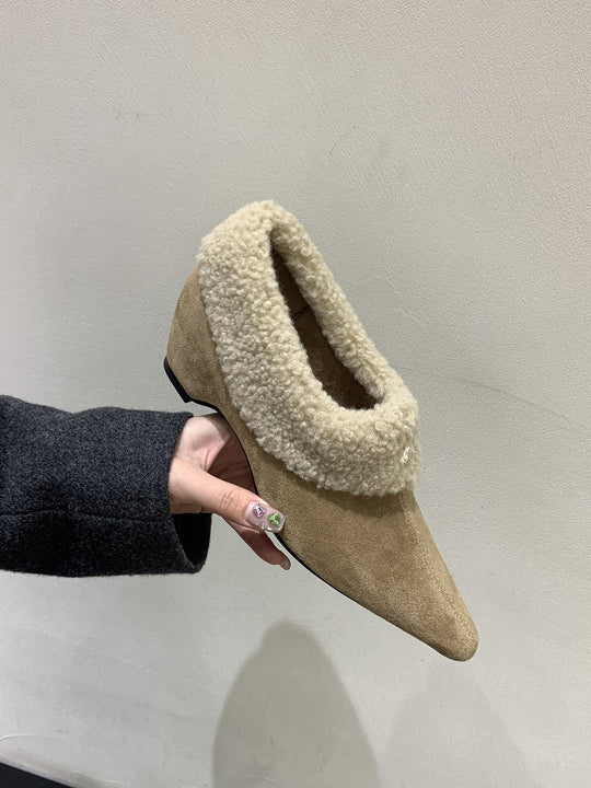 Damen Stiefeletten mit kuscheligem Kunstfellkragen und eleganter Form EB