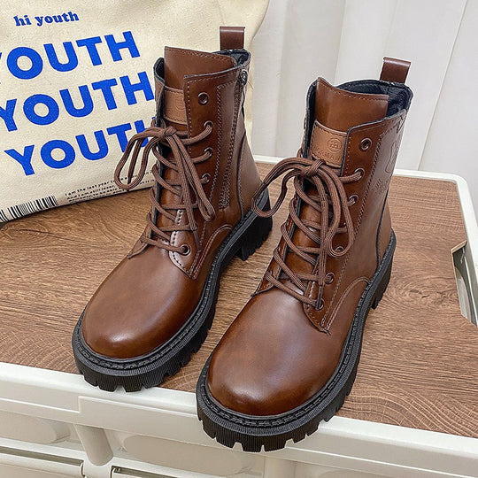 Damen Stiefeletten mit robustem Profil und modischem Leder-Heel EB
