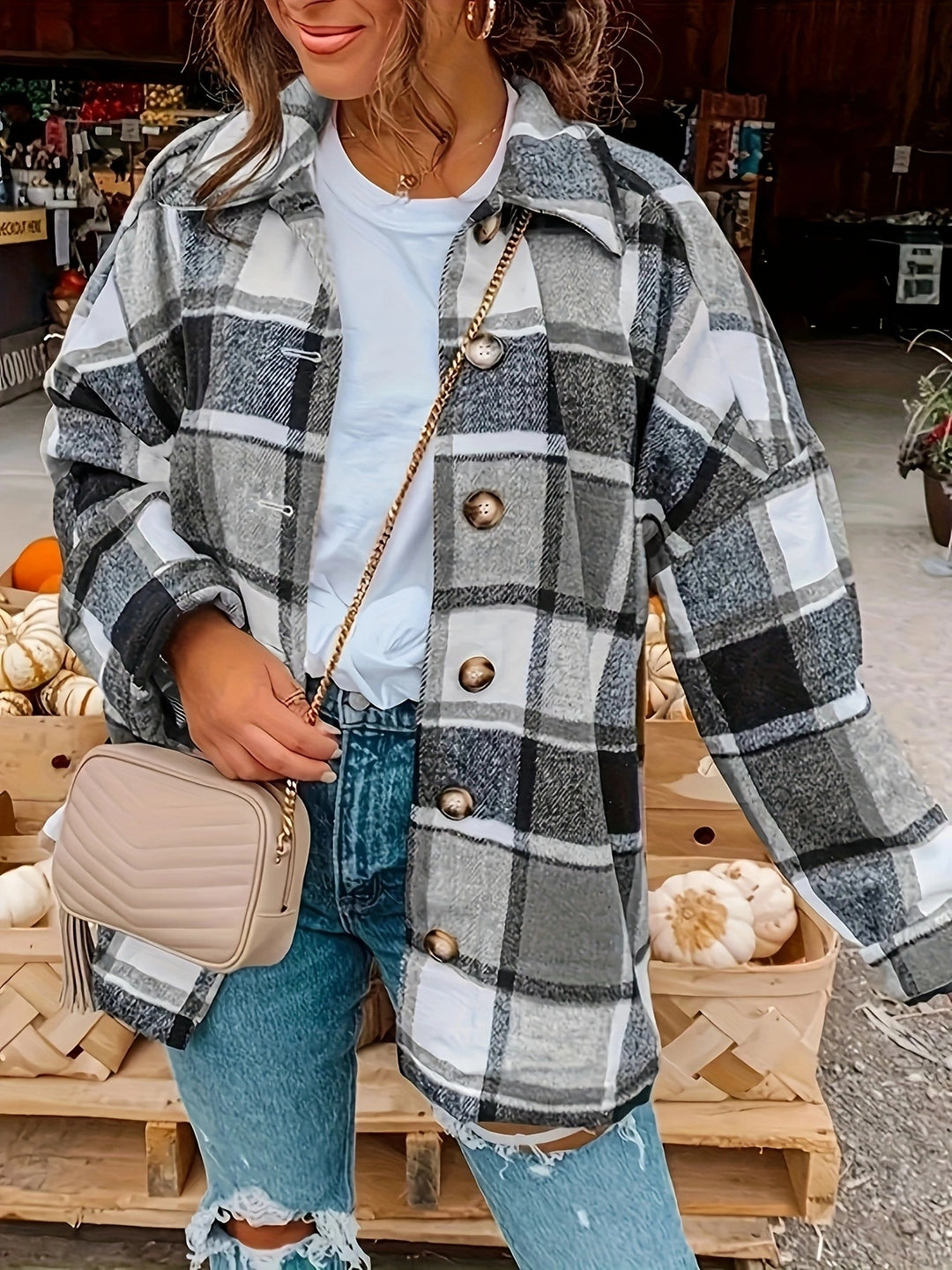 Damen Karierte Flanelljacke mit Knopfdetails und lässigem Schnitt EB